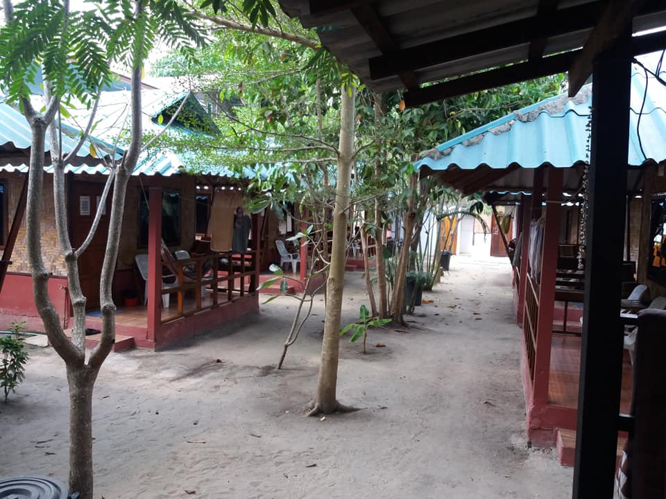 Family Song bungalows, Koh Lipe.