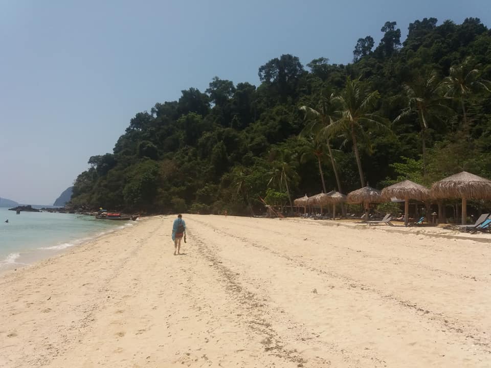 Koh Waen beach.